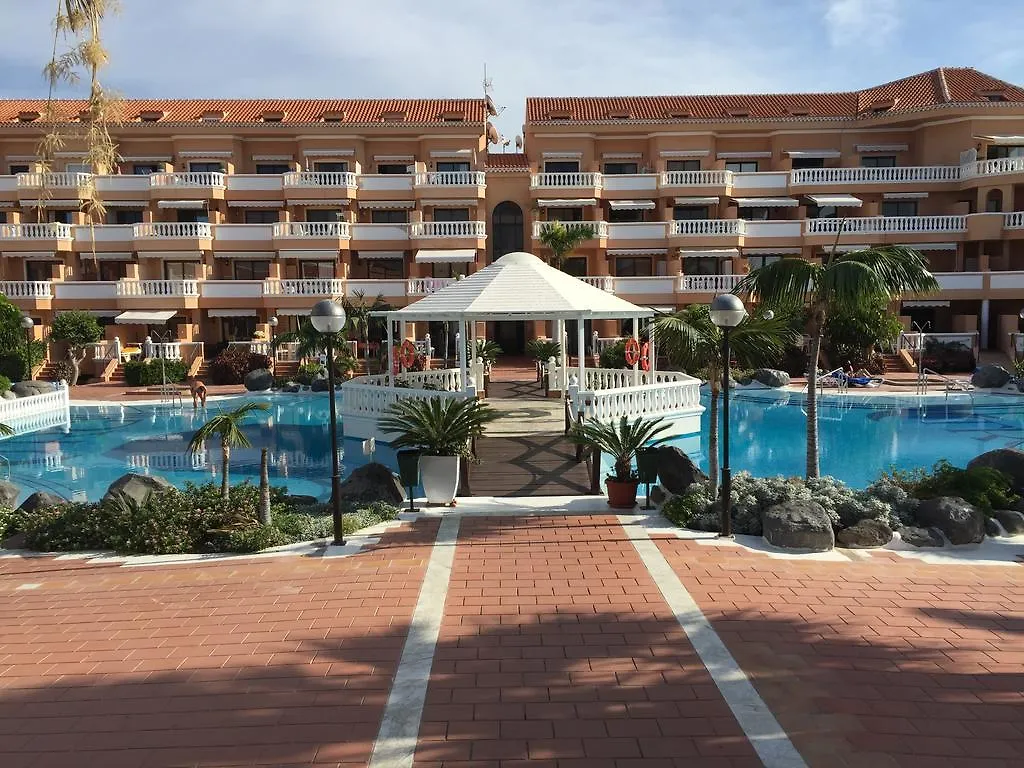 Resort Tenerife Royal Gardens - Viviendas Vacacionales Playa de las Americas