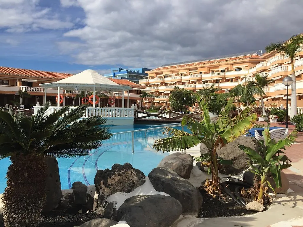 Tenerife Royal Gardens - Viviendas Vacacionales Playa de las Americas  Semesteranläggning (resort)